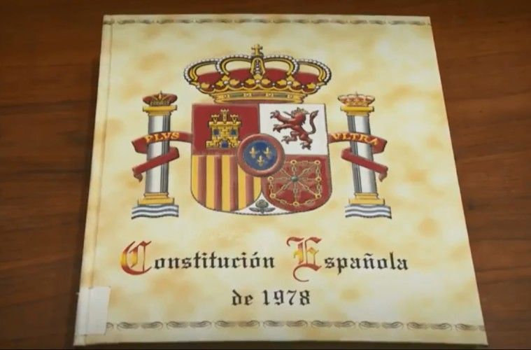 Constitución