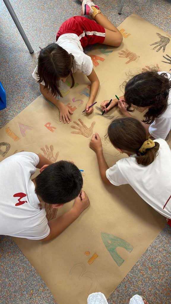 Mural niños primaria 3B