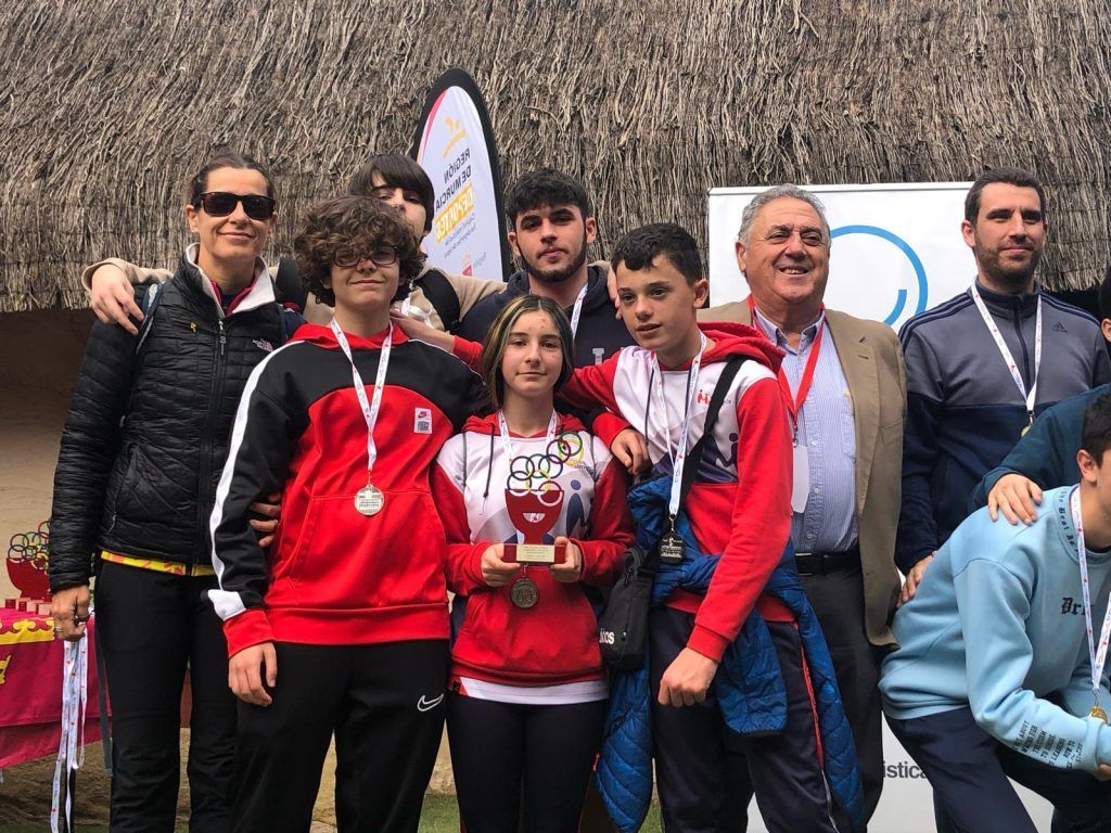 Alumnos Miralmonte subcampeones de ajedrez Alumnos Miralmonte subcampeones de ajedrez