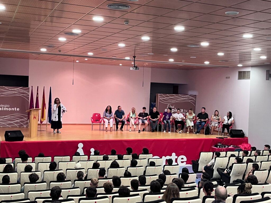 Bienvenida Curso 2024 FP Miralmonte