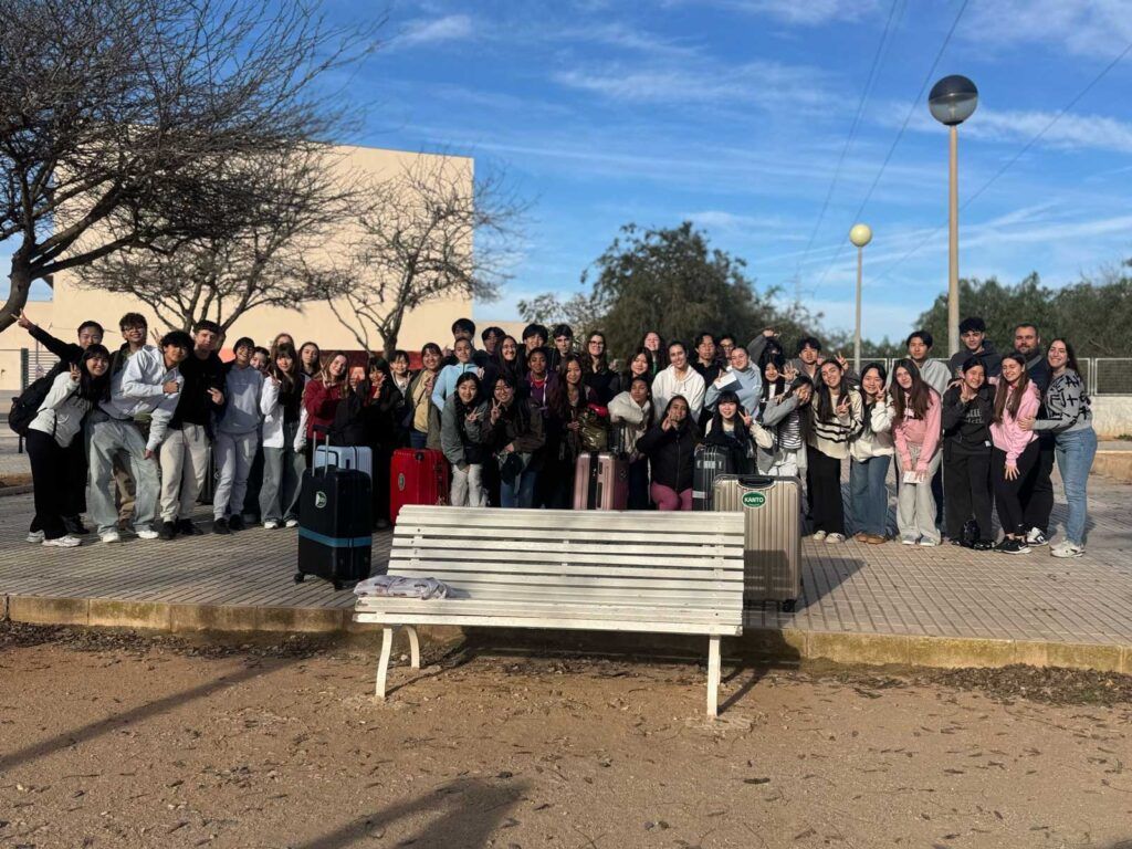 Estancia de alumnos japoneses en Miralmonte 2025 Estancia de alumnos japoneses en Miralmonte 2025
