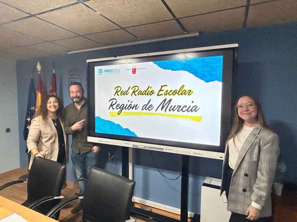 Miralmonte Red Radio Escolar Región de Murcia Miralmonte Red Radio Escolar Región de Murcia