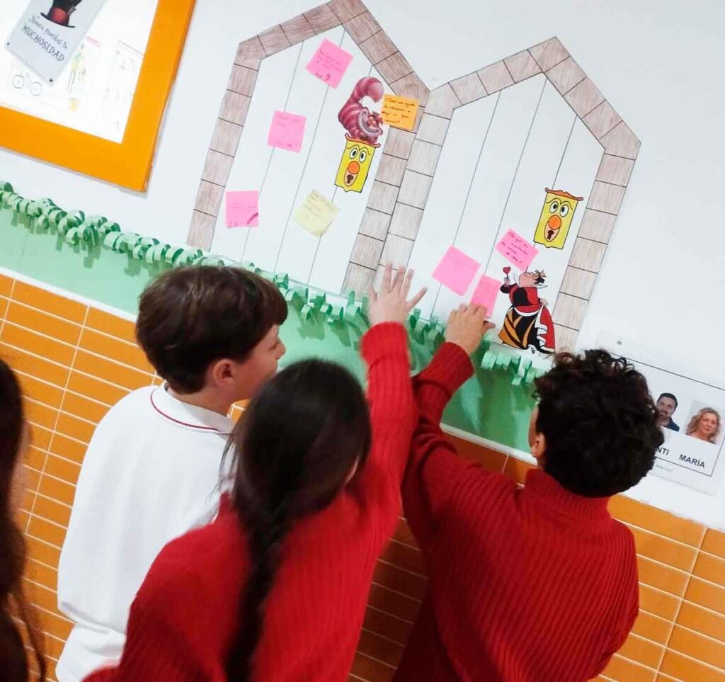 Mural día de la Educación 2026 en Miralmonte