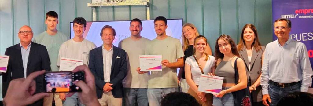 Alumnas FP Miralmonte ganan los premios Santander X Spain Awards Proyectos Emprendedores Universitarios